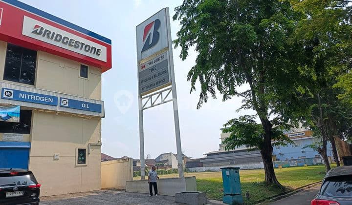 Sampai Deal! Termurah Sewa Tanah Kavling Komersil 1000M Raya Lippo Cikarang Jalan Raya Mh Thamrin Cocok untuk Showroom Indomaret Supermarket Restaurant Padel Bengkel Bekasi