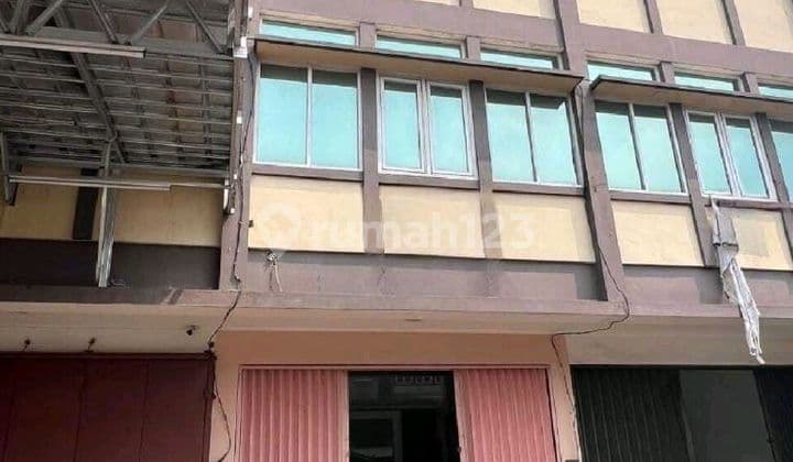 Ready-to-Use Shophouse on Jl. Dr. Ratna, Jatibening, Bekasi