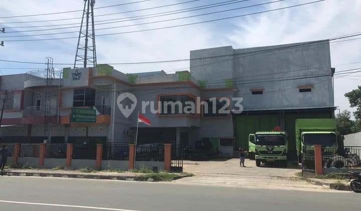 For Sale and Warehouse Rental on Letkol Pol. H.m. Asnawi Arbain Street, Balikpapan