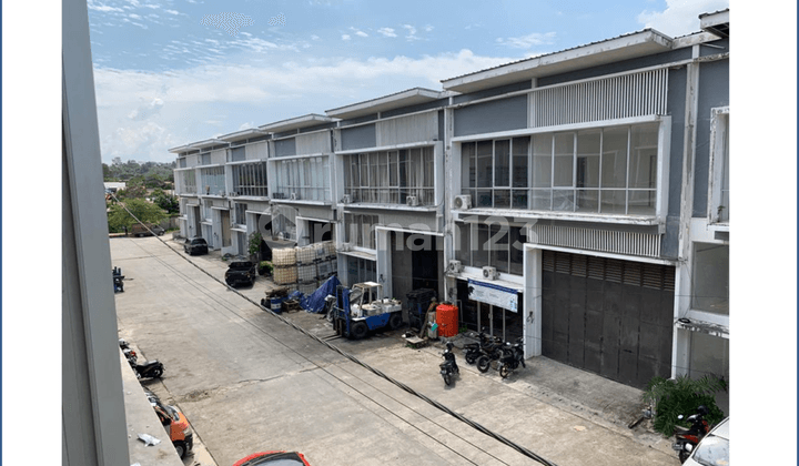 Dijual Gudang Di Pergudangan Bizhub Kariangau