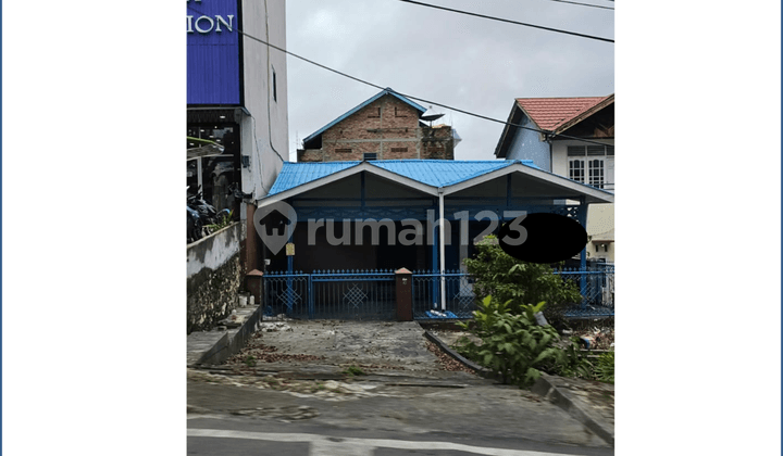 DIJUAL RUMAH COCOK UNTUK USAHA PINGGIR JALAN RUUI RAHAYU