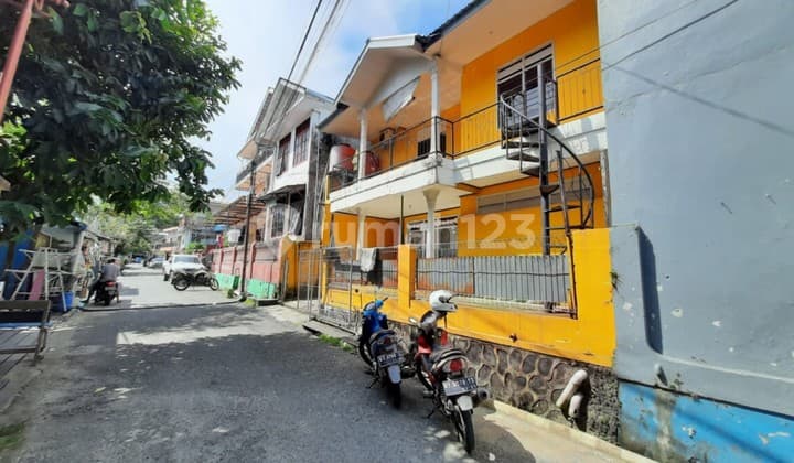 DIJUAL RUMAH KOST-KOSTAN – JL. SUDIRMAN GG. SWADAYA – HM