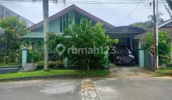 DIJUAL RUMAH DEPAN TAMAN DI BALIKPAPAN BARU BB – ER