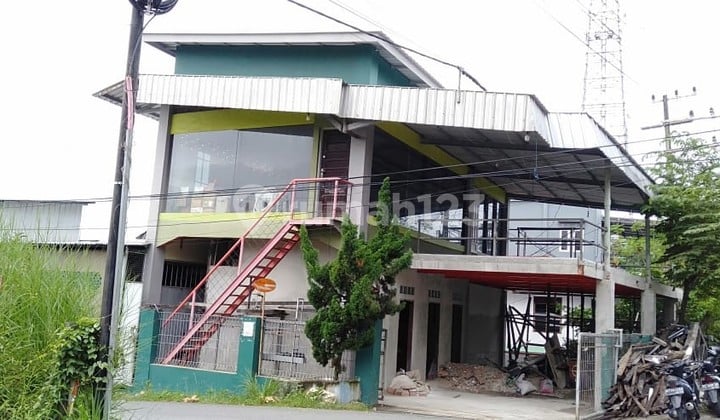 For Sale: Boarding House in Gunung Malang – Land Certificate