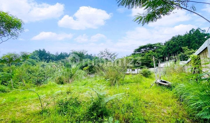Tanah Bagus View Bukit Dan Perkotaan Di Gunung Geulis