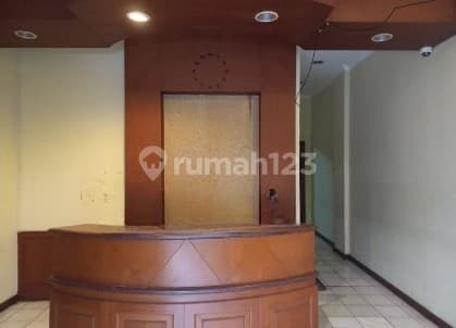 Ruko Strategis 3 Lantai di Komplek Pertokoan Duta Mas Fatmawats