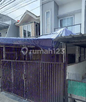 Rumah 2 Lantai di Perumahan Cengkareng, Jakarta Barat