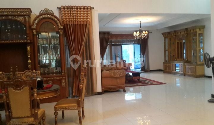 Dijual Rumah di Jalan Cijaura SHM sangat bagus hadap Barat