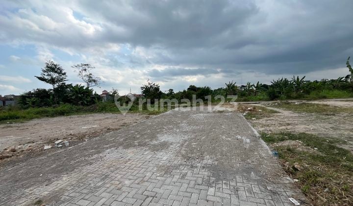 Within Ringroad, Nogotirto, Yogyakarta, Residential Area Land, Freehold Certificate.