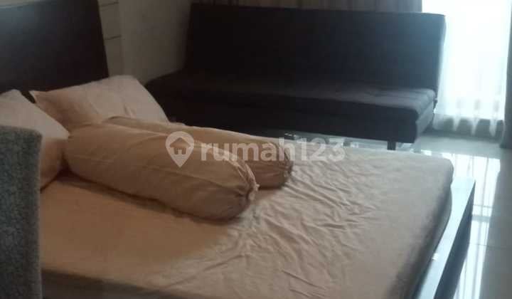 Apartemen Furnished Bagus Beverly Lantai 16 Dekat Itb