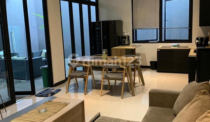 Rumah Baru Minimalis Modern Taman Holis Indah Bonus Furniture