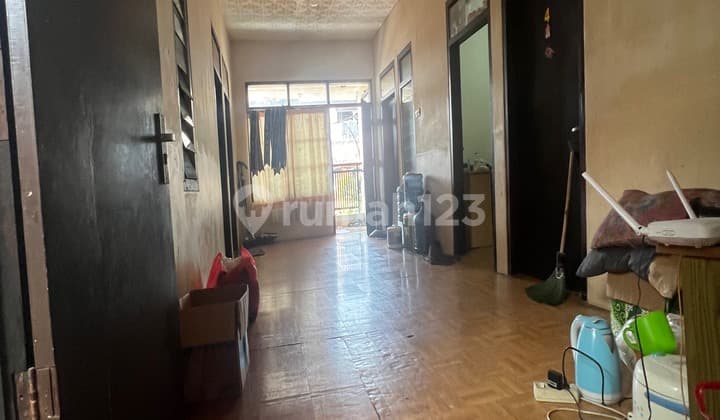 Active Semi-Furnished Cikutra Wing Kost Near Prestigious Campus