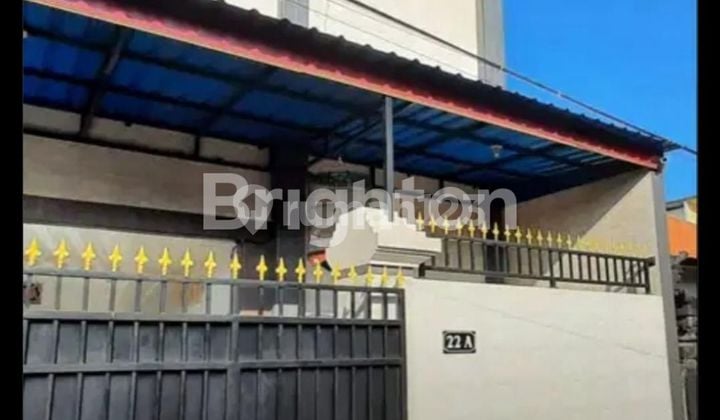 Rumah Mewah 3 Lantai di Tengah Kota Denpasar