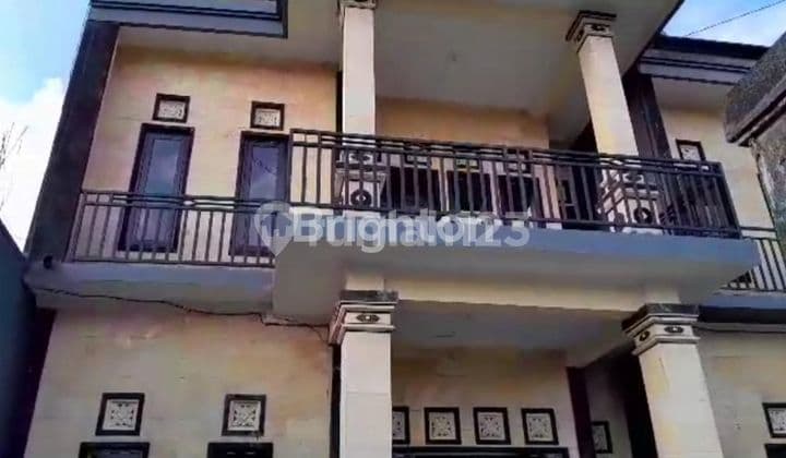 Rumah Megah Lantai 2 di Tabanan