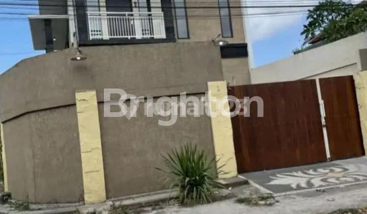 Rumah 2 Lantai di Gatsu Barat