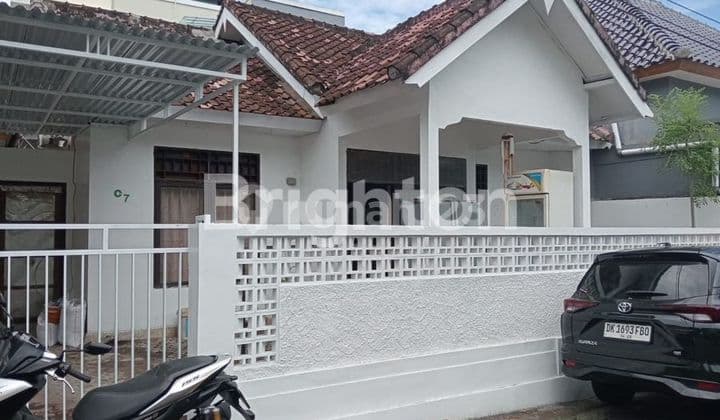 Rumah Cantik di Taman Griya Jimbaran