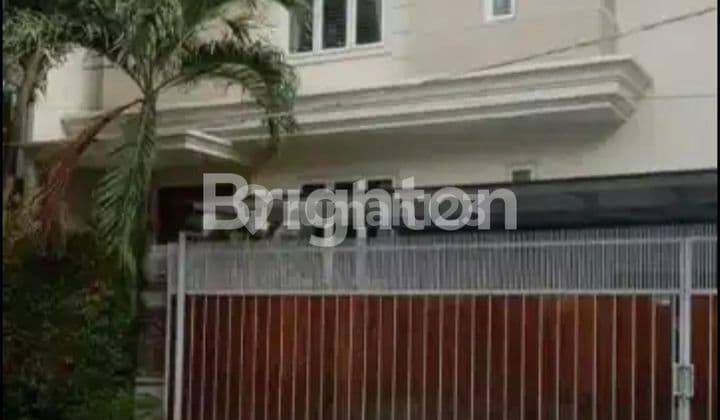 Rumah Mewah 3 Lantai di Pondok Indah Jakarta Selatan