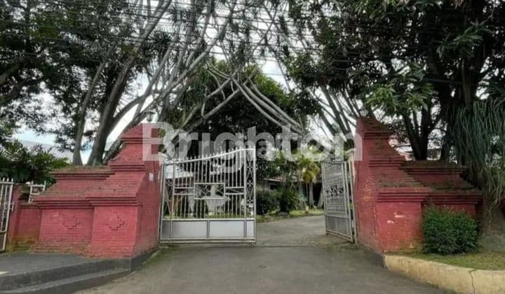 Rumah Besar di Cikini Bintaro