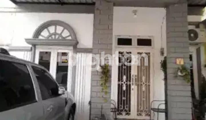 Rumah Cantik 2 Lantai Lantai Granit di Tengah Kota Medan