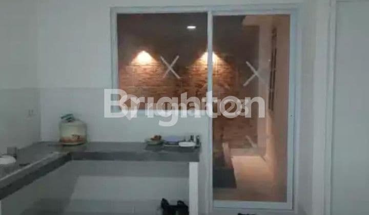 Rumah Cantik Bebas Banjir Dekat kampus UPJ Bintaro.