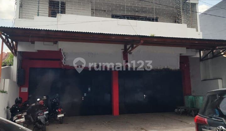 Ruang Usaha Daerah Komersial Dan Ramai Banjarsari