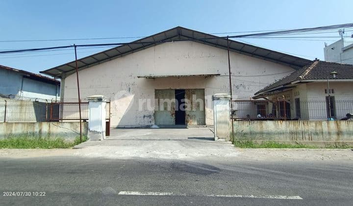 Gudang Produktif Cocok untuk Investasi Akses Kontainer Pabelan Kartasura