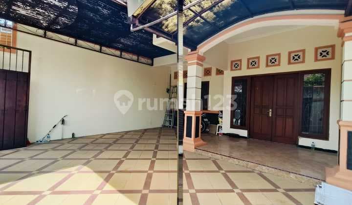Rumah Modern Row Jalan 2 Mobil Daerah Gedangan 5Menit Solobaru
