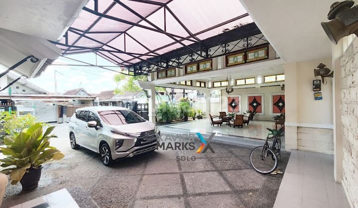 Rumah Bagus Fully Furnished Ada Pendopo Banjarsari