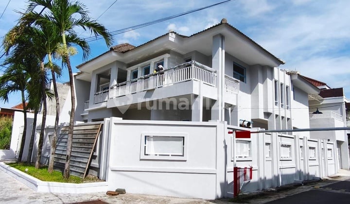 Rumah Baru Mewah Lingkungan Nyaman Sumber Solo