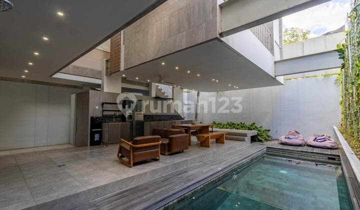 VILLA MODERN SIAP HUNI SHM DI TUMBAK BAYUH BPF1512