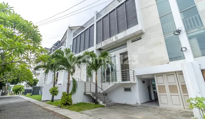 Bpf1785 Townhouse Urban Modern di Renon