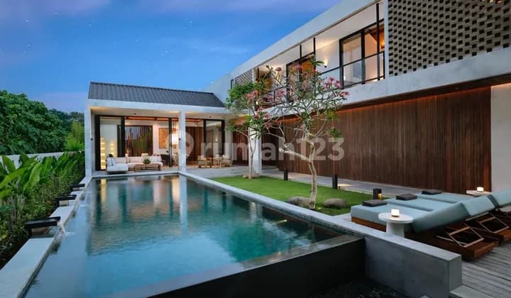 Bpf1732 Villa Mewah 7 Kamar Tidur Di Canggu