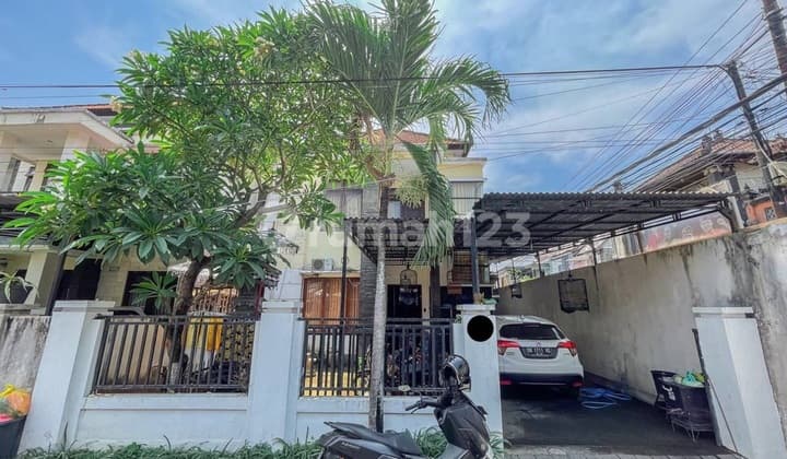 Rumah 4br Di Dalam Komplek Di Gatsu Bpf1415