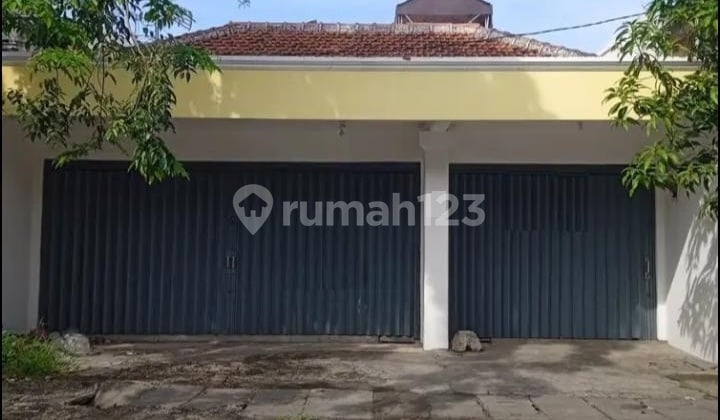 Disewakan Ruko 2 Lantai di Karang Empat Besar Surabaya Disewakan Ruko 2 Lantai di Karang Empat Besar Surabaya