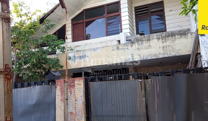 Dijual Rumah 2 Lantai di Pucang Taman Gubeng Surabaya