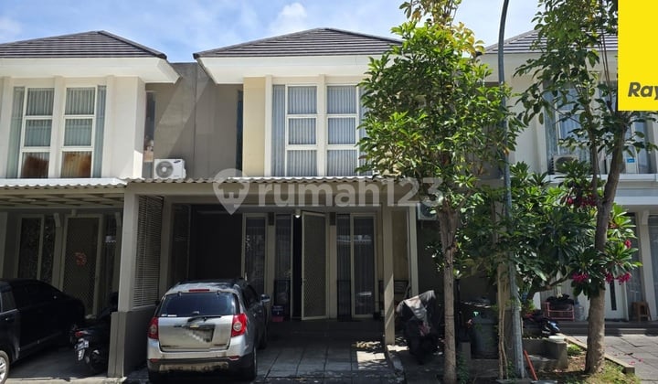 For Sale 2-story House in Green Lake Citraland, West Surabaya For Sale 2-story House in Green Lake Citraland, West Surabaya