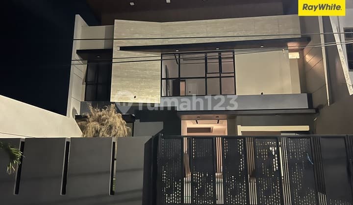 Dijual Rumah Minimalis 2 lantai di Kertajaya Indah Timur Surabaya