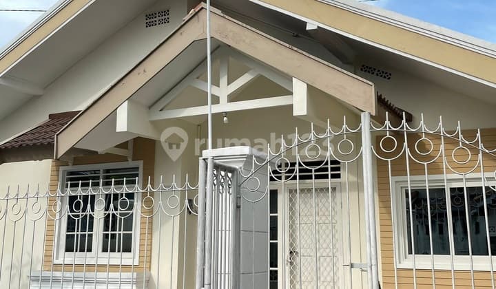 Dijual Rumah 1,5 Lantai di Sutorejo Tengah Surabaya