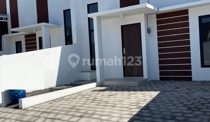 For Rent House in The Oso Tambak Oso Housing Sidoarjo For Rent House in The Oso Tambak Oso Housing Sidoarjo