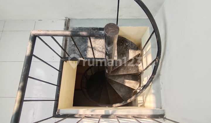 Dijual Rumah Poris 1 1/2 Lantai Hadap Selatan