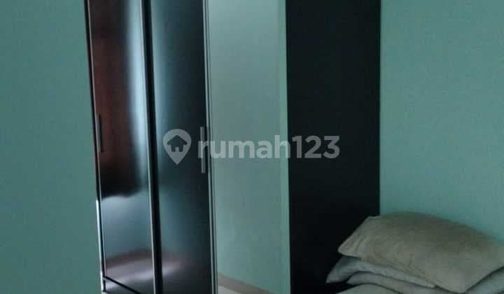 Comfortable Apartment with Stunning City View Near Summarecon Mall Bekasi