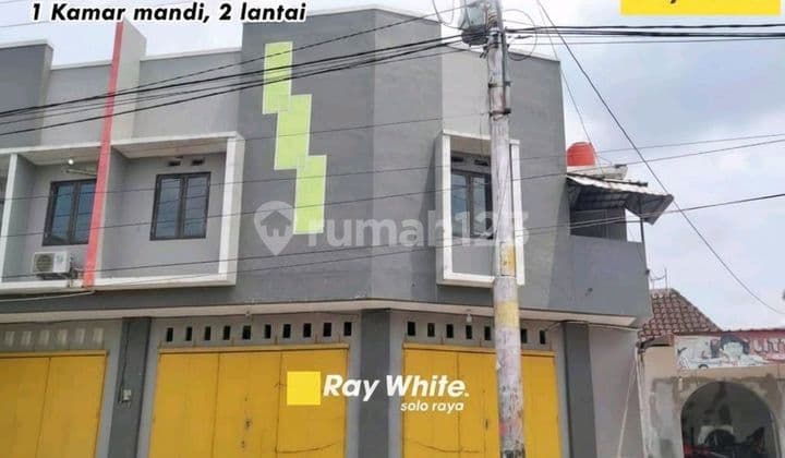 Shop House for Rent in Solo City, Strategic Location, Suitable for Business, 11M Front Width