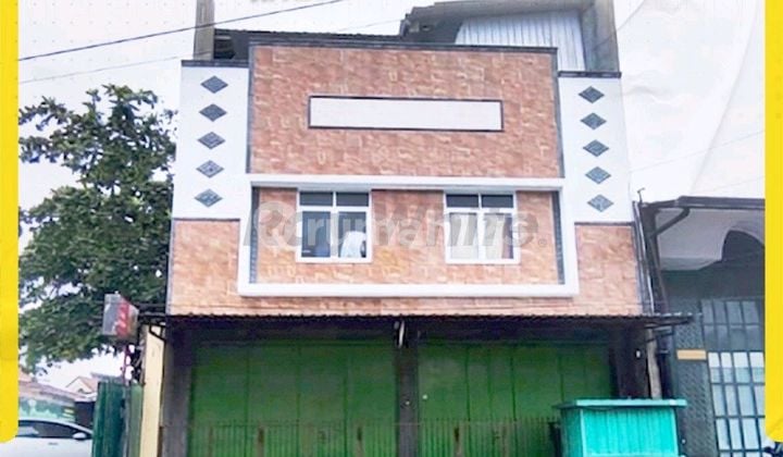 2-Story Shop House for Rent in Solo City, High Traffic, Suitable for Food Business