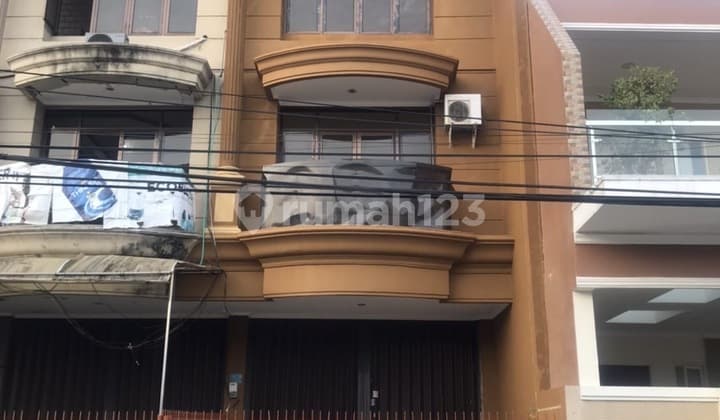 Ruko Mulyosari 3 Lantai Terawat