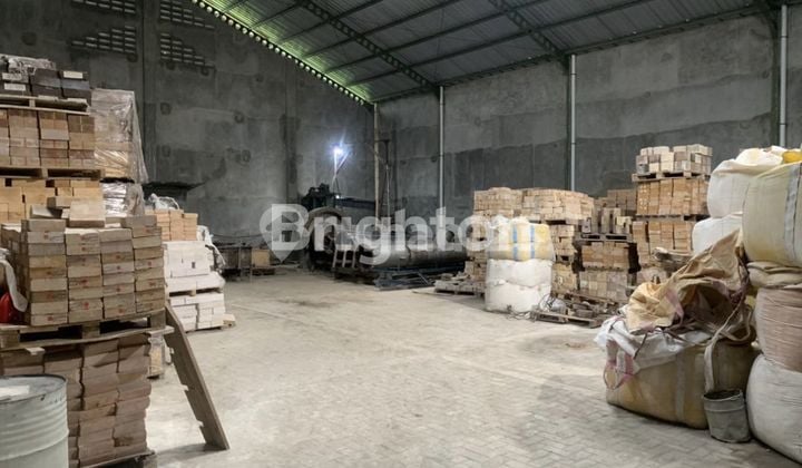 Ready-to-Use Warehouse!! Red Zone, Good and Well-Maintained Condition.