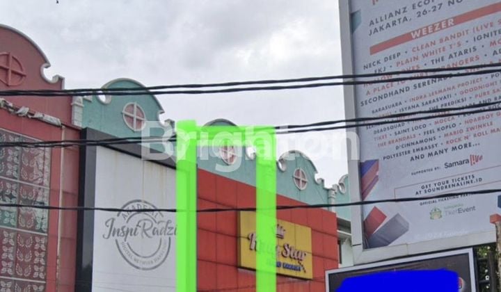 RUKO SIAP PAKAI!! SOLOBARU, HANYA 5 M SAJA DARI PAKUWON MALL!! ROW JALAN 4 MOBIL PAPASAN!! AREA PARKIR LUAS!! TIDAK BANJIR