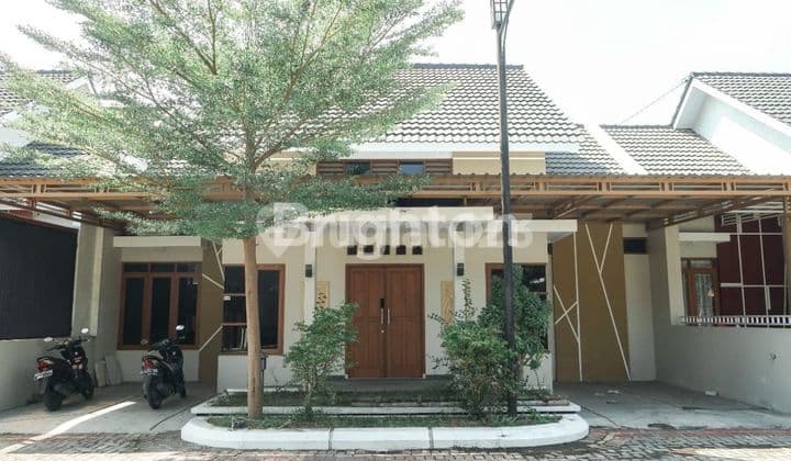 RUMAH DI GENTAN, KONDISI SUPER ISTIMEWA DAN TERAWAT, DEKAT KE MALL DAN RUMAH SAKIT