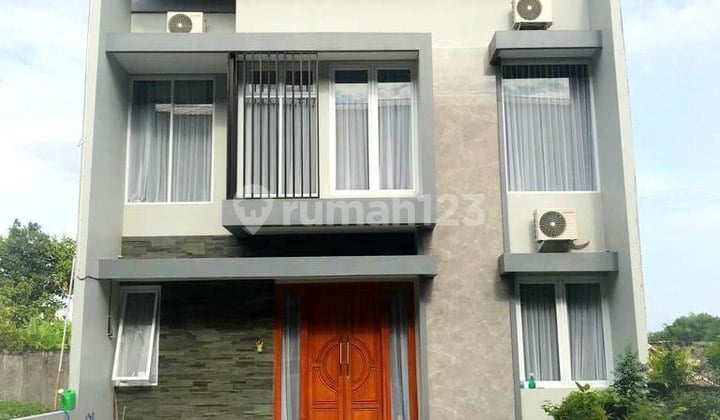 Rumah 2 Lantai Siap Huni Cluster Solo Baru Sukoharjo