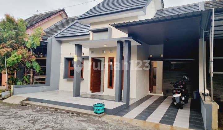 Rumah Cantik Full Renov di Baki Sukoharjo