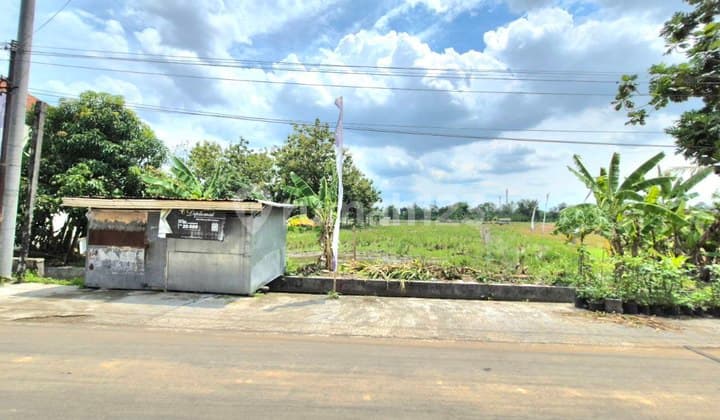 Tanah Lahan Luas Zona Kuning Dekat Solo Baru